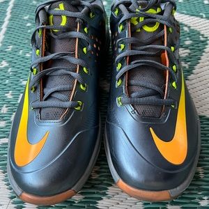 Men’s Size 8 Nike KD VII Elite (Gently Used)